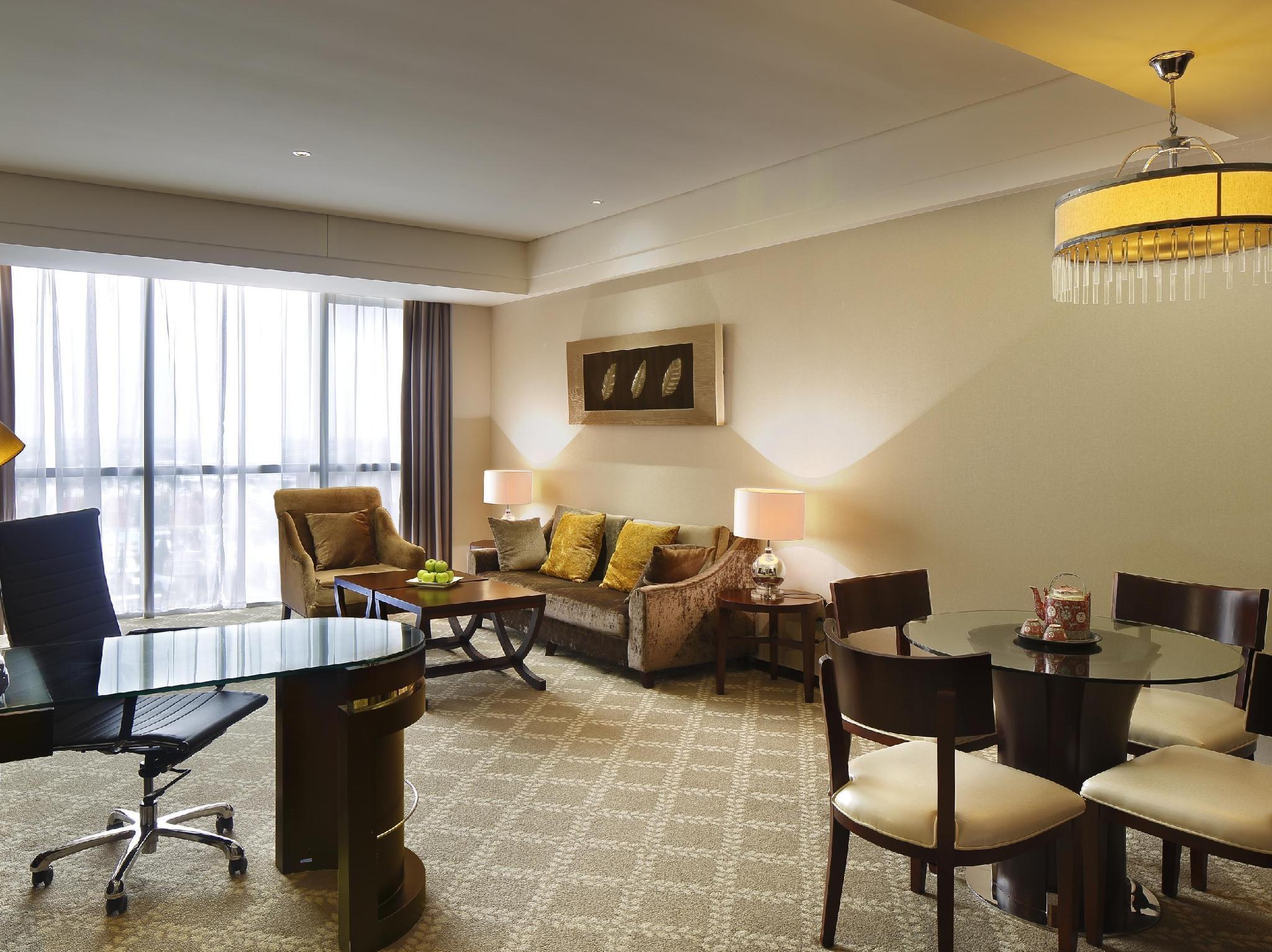 The Qube Hotel Shanghai -Close To Pudong International Airport And Disney Land Exterior photo